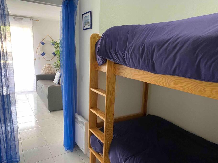 Appartement Dans Piscine 500m De La 2** *